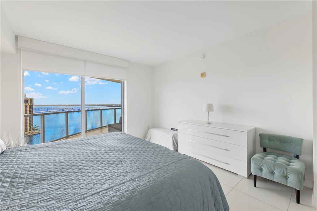 3000 Oasis Grand BLVD # 2201