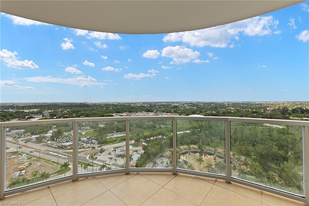 3000 Oasis Grand BLVD # 2201