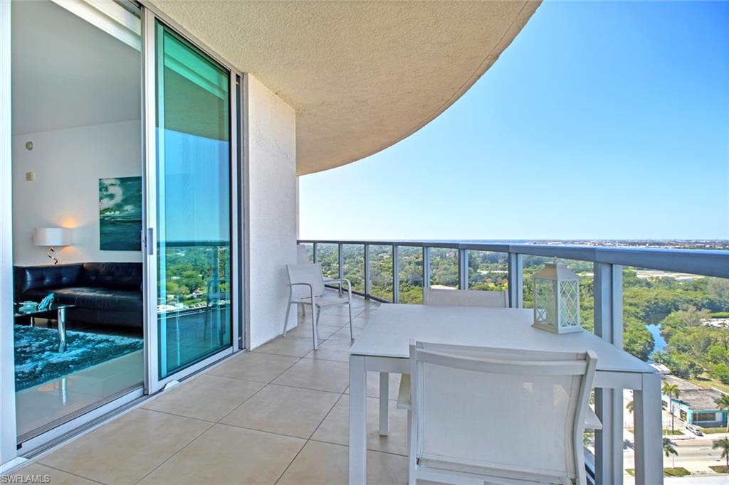 3000 Oasis Grand BLVD # 2201