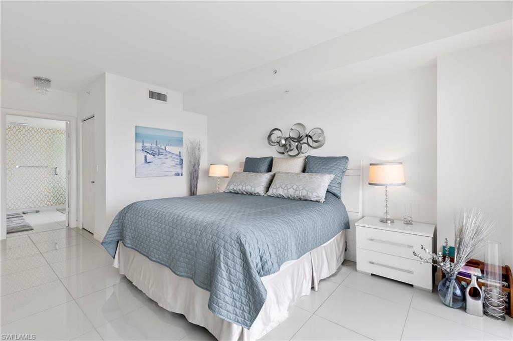 3000 Oasis Grand BLVD # 2201