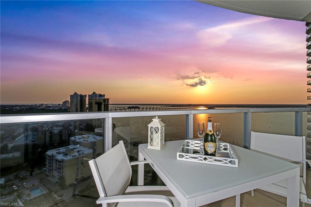 3000 Oasis Grand BLVD # 2201