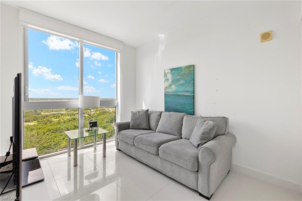 3000 Oasis Grand BLVD # 2201