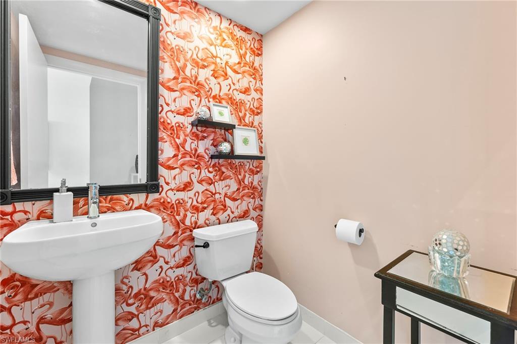 3000 Oasis Grand BLVD # 2201