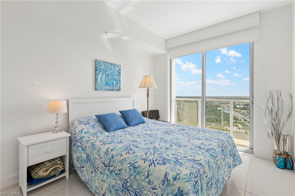 3000 Oasis Grand BLVD # 2201