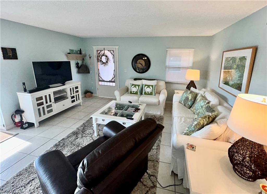 1400 Pompei LN # 14