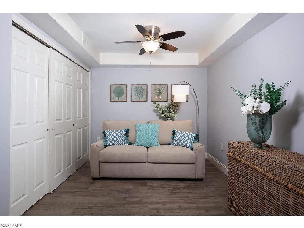 255 Park Shore DR # 312 Unit: 3-312