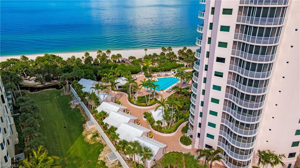 8231 Bay Colony DR # 1 Unit: Penthouse 1