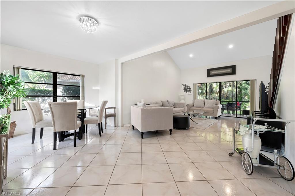 908 Augusta BLVD # 907 Unit: A-907