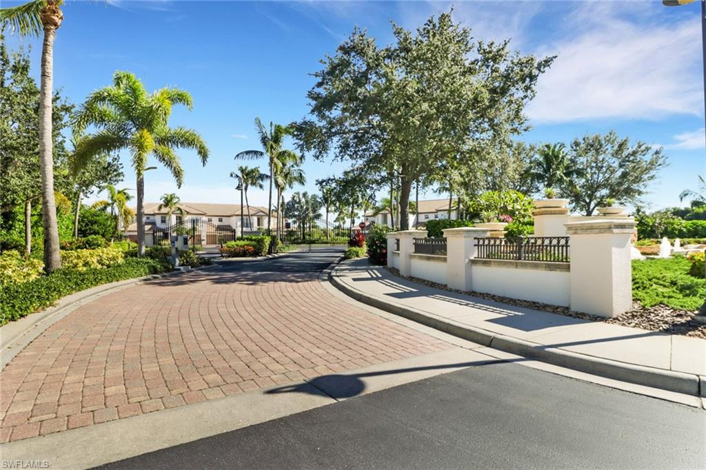 8081 Players Cove DR # 202