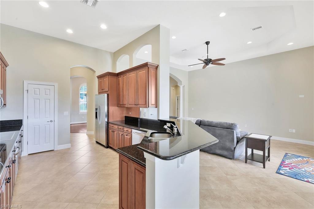 11982 Heather Woods CT