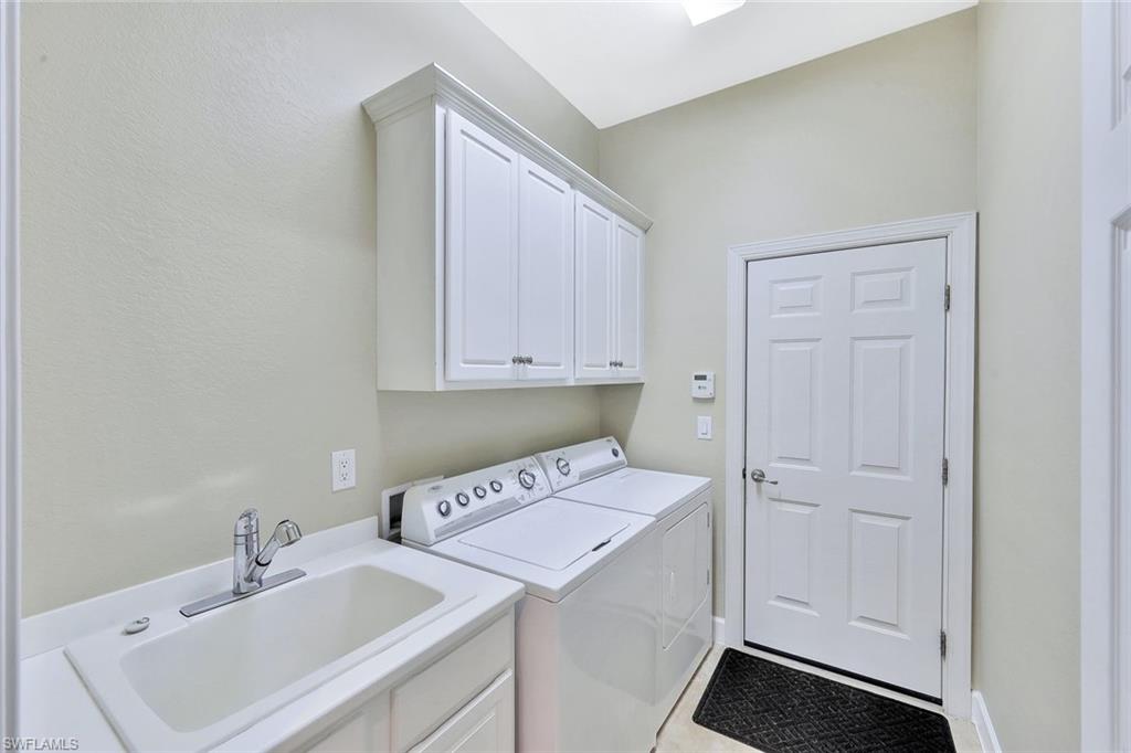 11982 Heather Woods CT