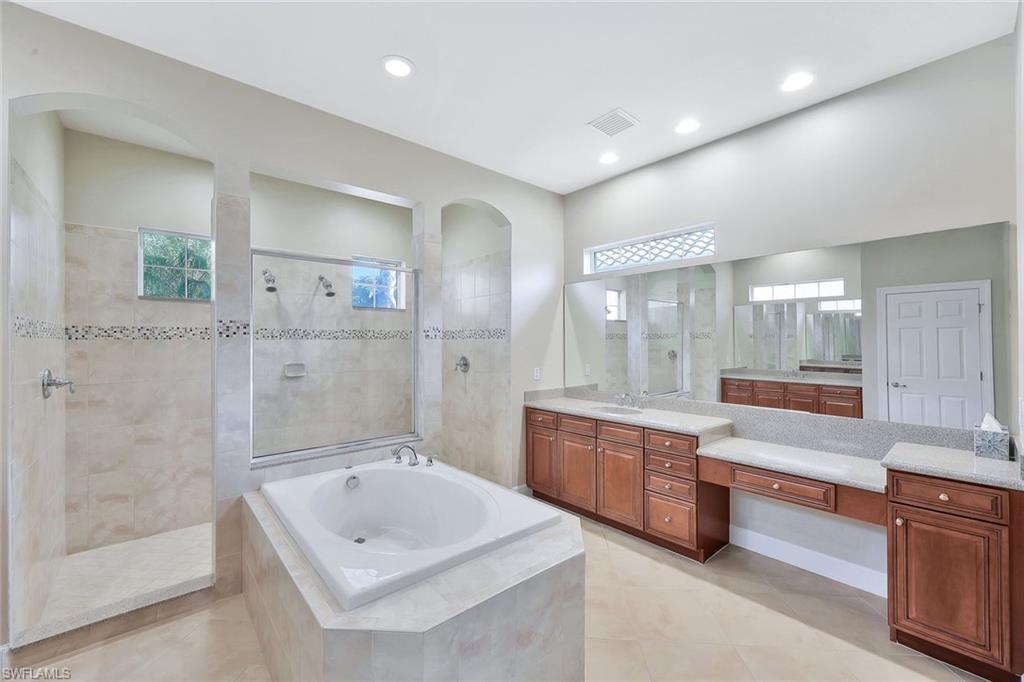 11982 Heather Woods CT