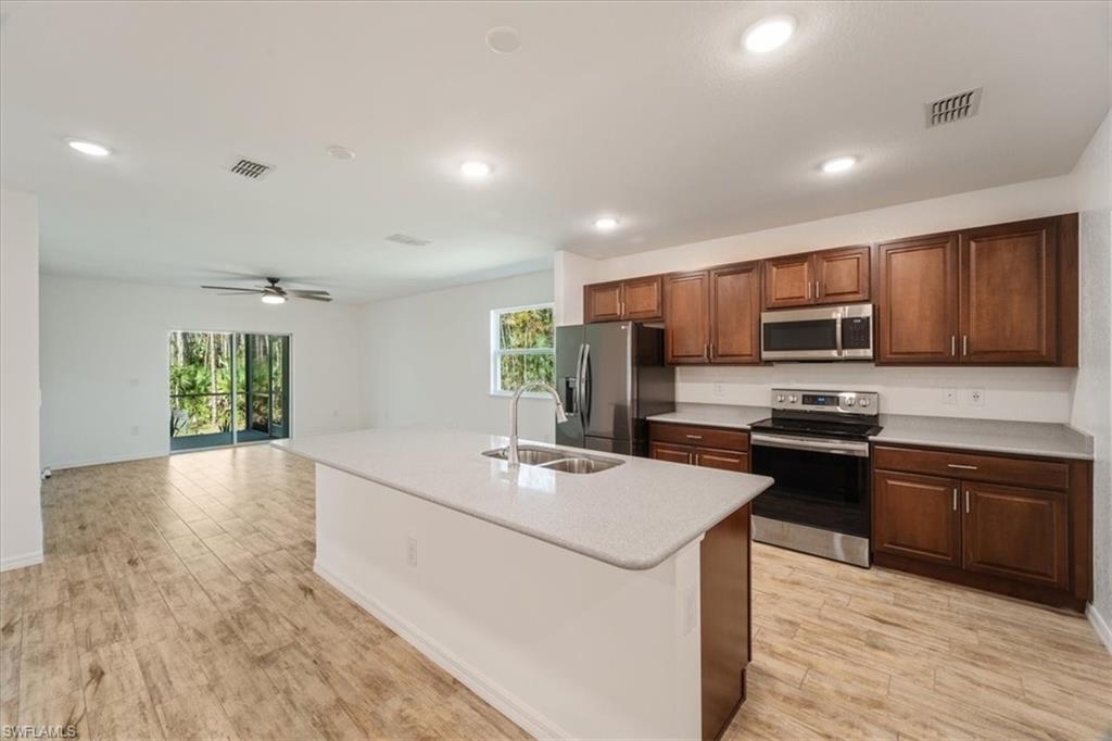 487 Desoto BLVD S