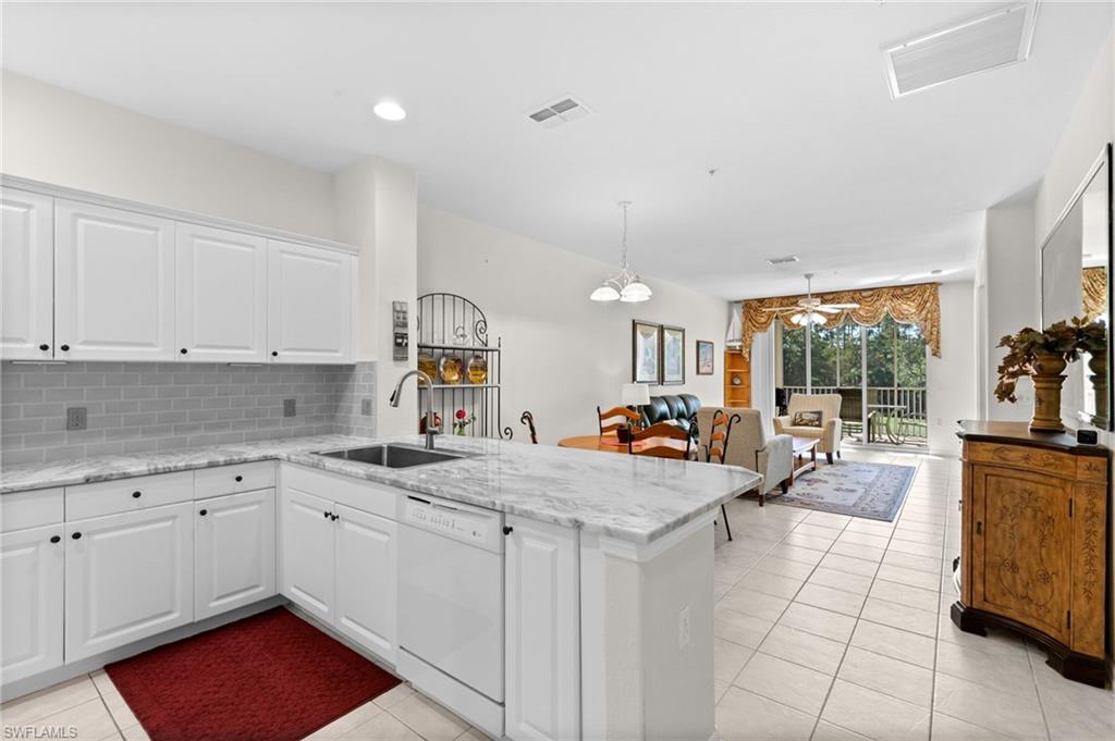 4864 Hampshire CT # 104 Unit: # 9-104