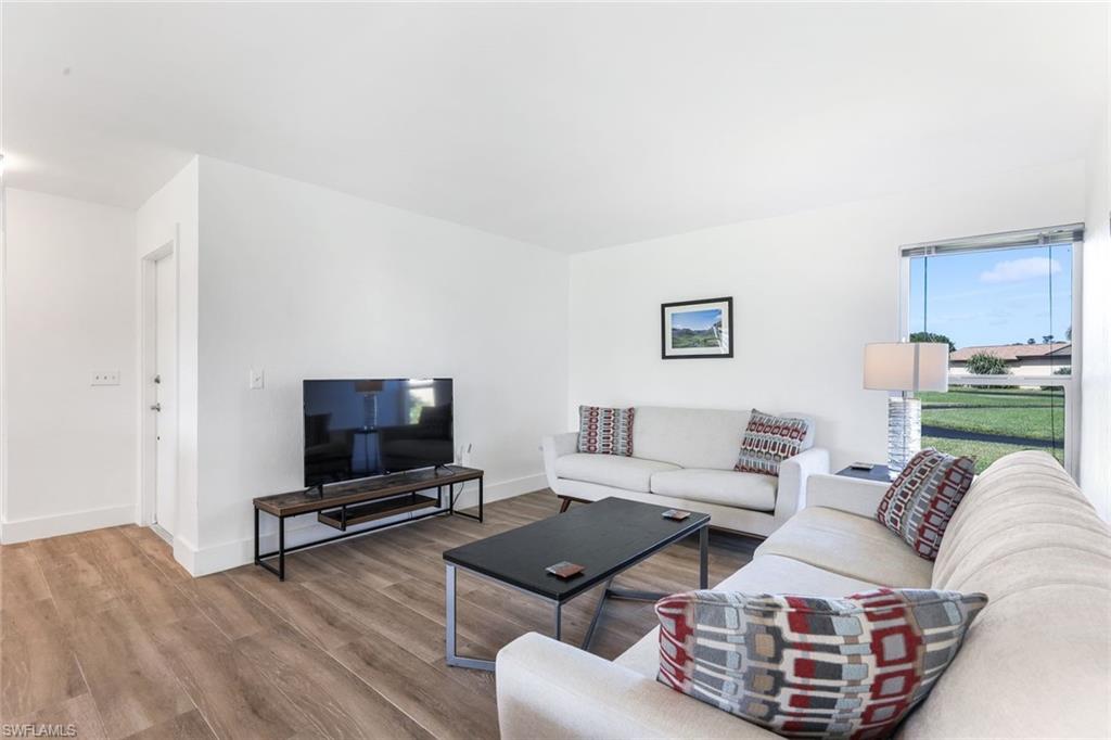 4193 Lakewood BLVD # 15 Unit: E-15