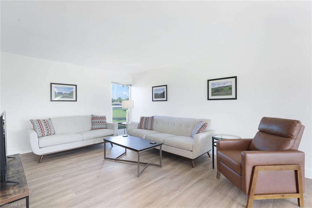 4193 Lakewood BLVD # 15 Unit: E-15