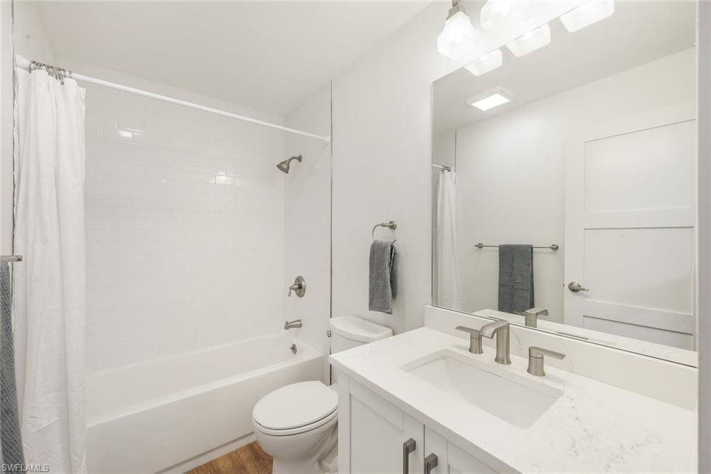 4193 Lakewood BLVD # 15 Unit: E-15