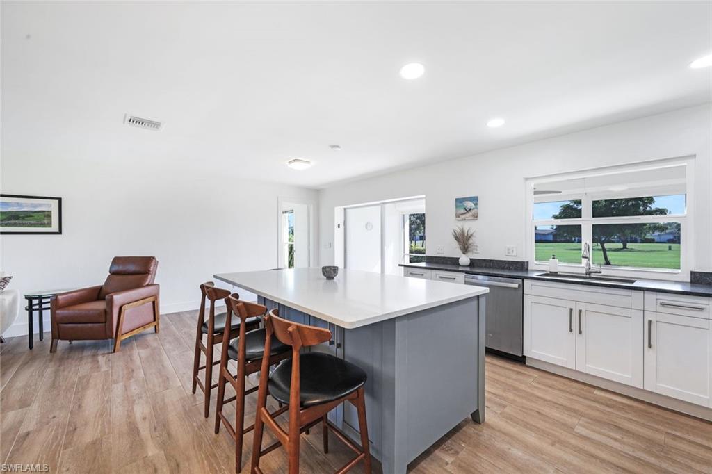 4193 Lakewood BLVD # 15 Unit: E-15