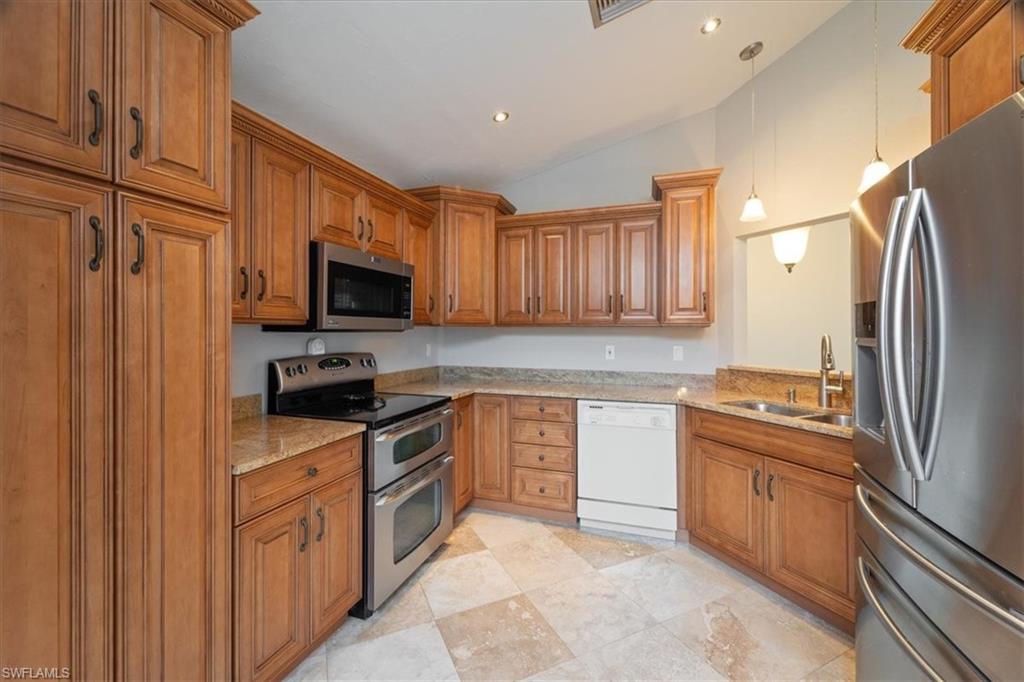27190 Enclave DR