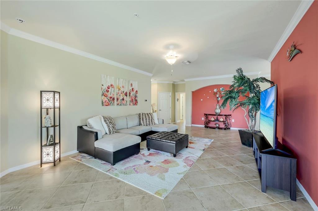 3153 Aviamar CIR # 201