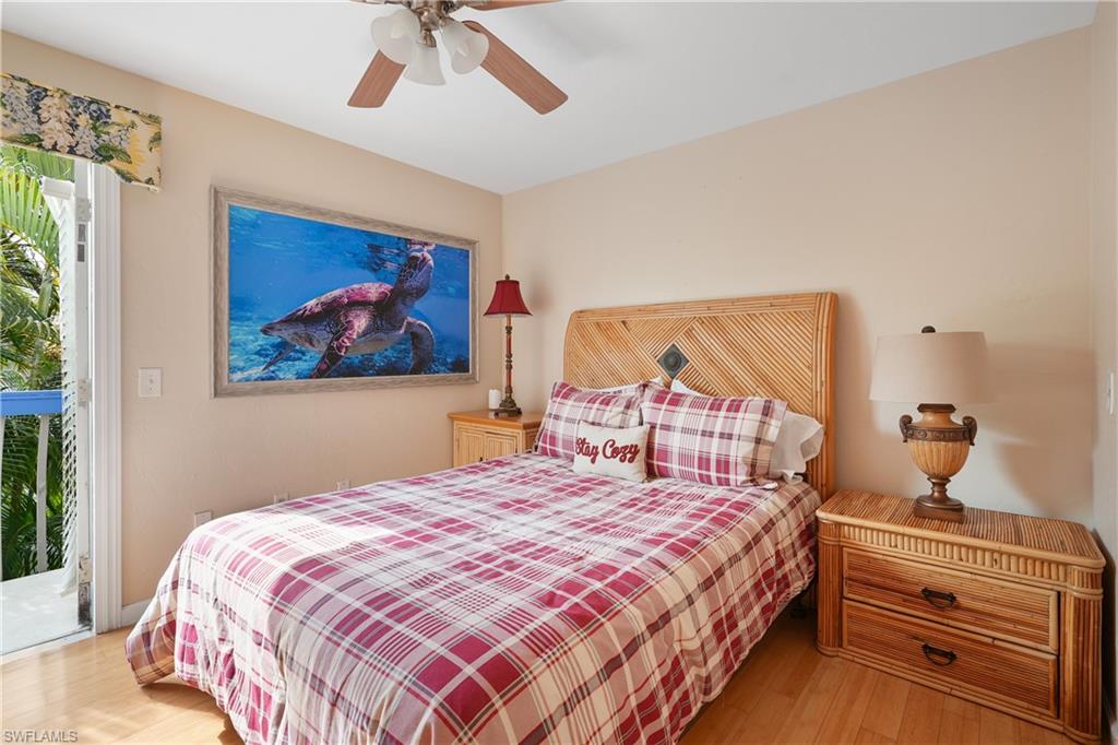 1147 Rainbow DR