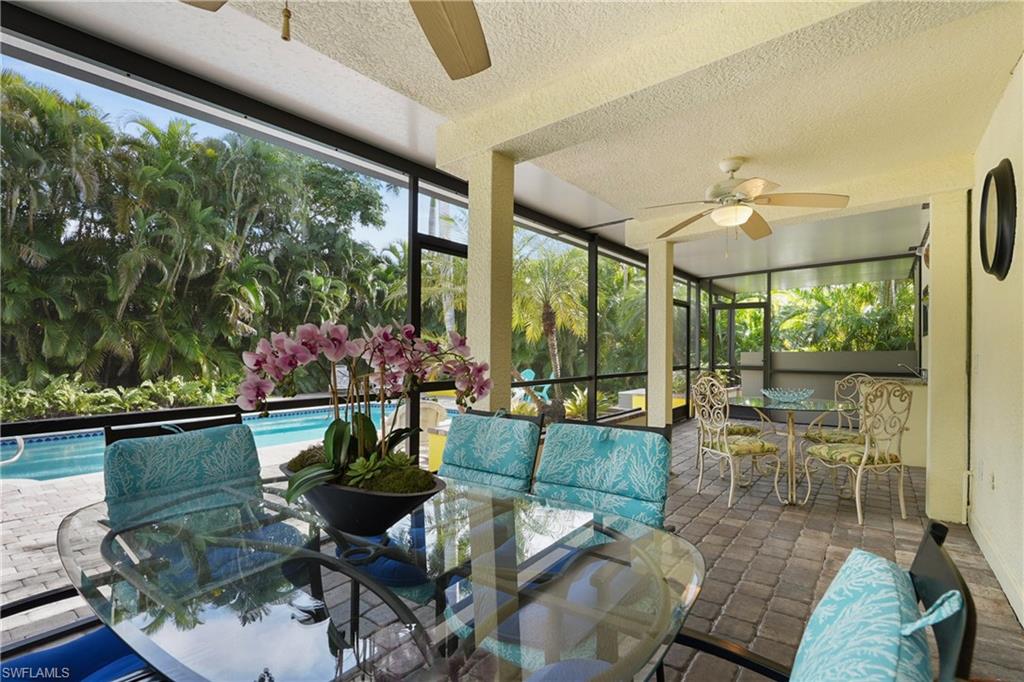 1147 Rainbow DR