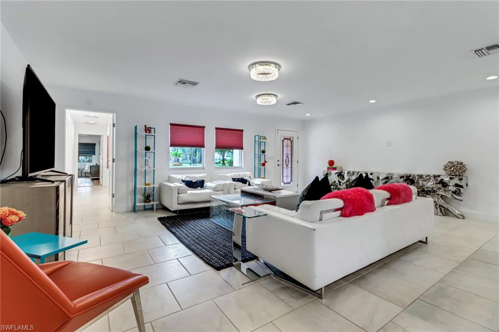 6271 Sea Grass LN