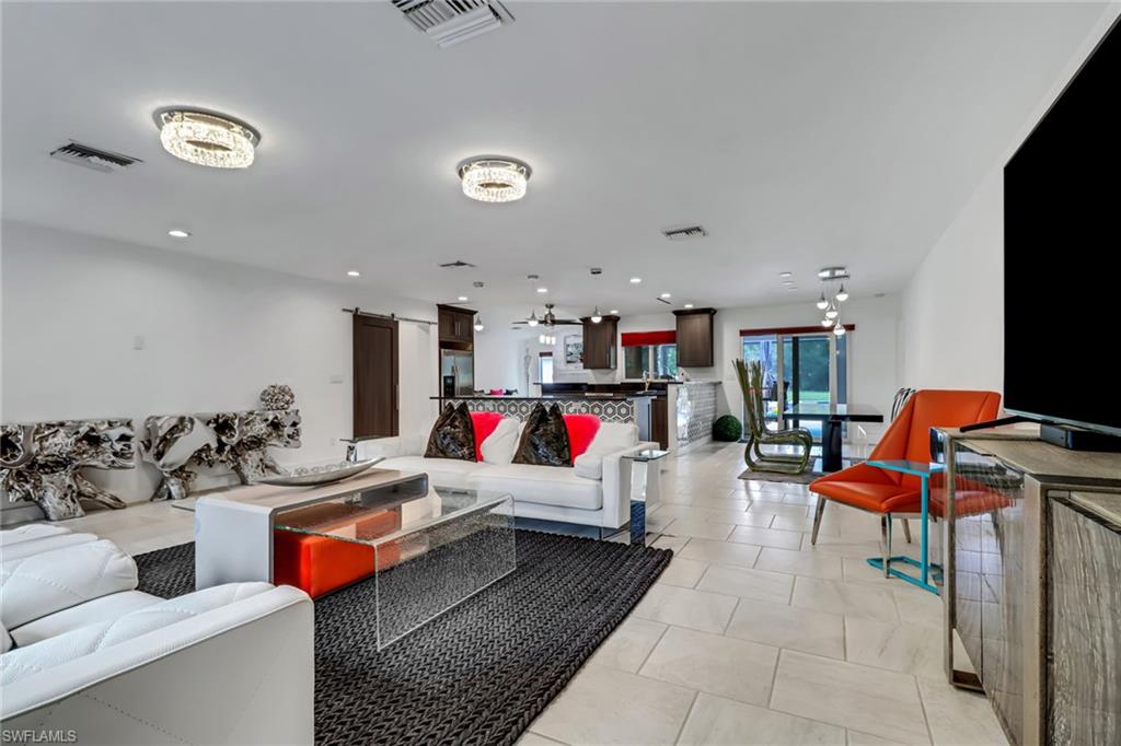 6271 Sea Grass LN