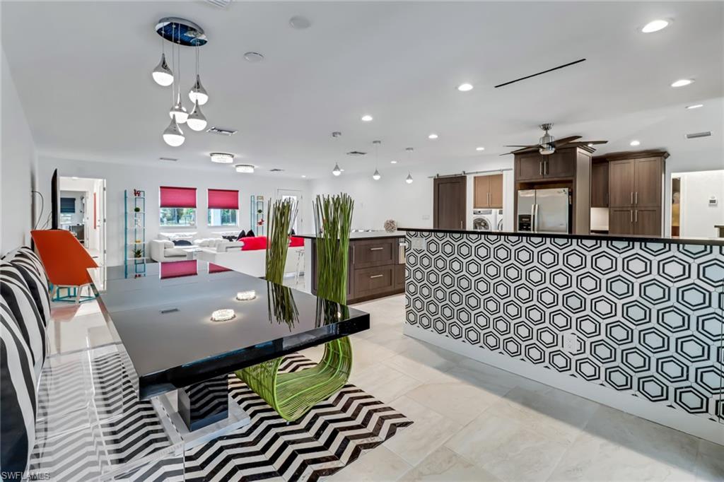 6271 Sea Grass LN