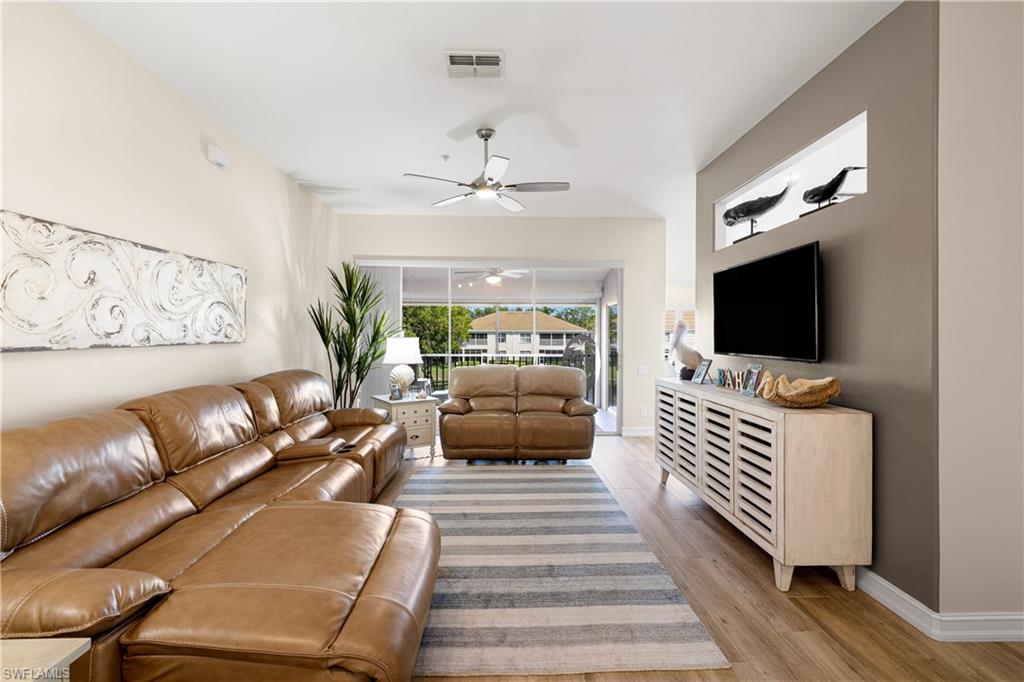 808 Carrick Bend CIR # 202