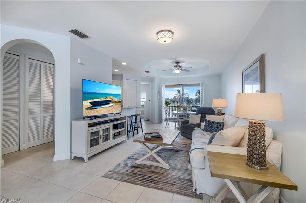 1390 Sweetwater CV # 202