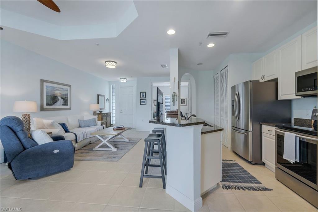 1390 Sweetwater CV # 202