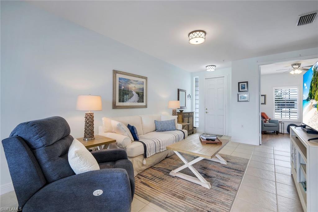 1390 Sweetwater CV # 202