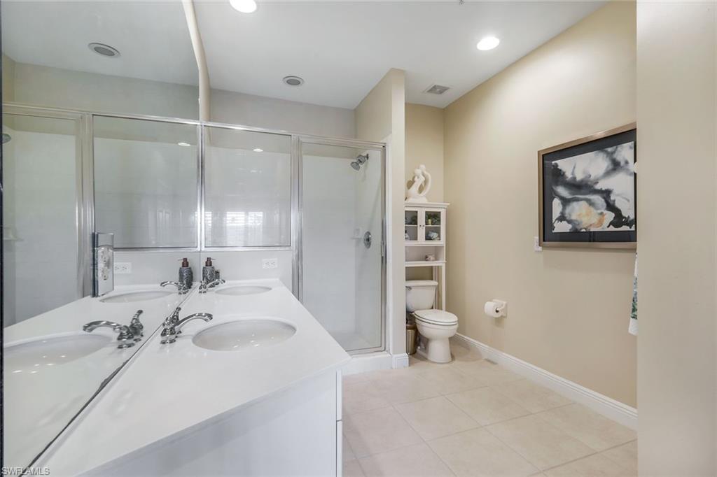 1390 Sweetwater CV # 202