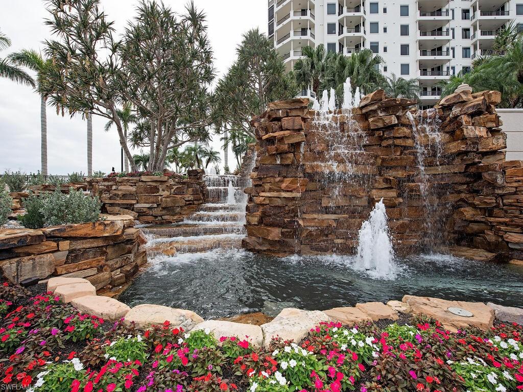 5051 Pelican Colony BLVD # 802
