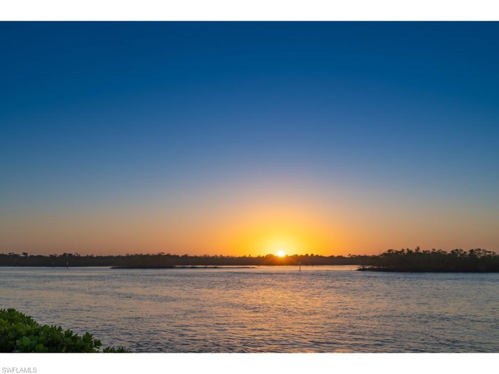 940 Admiralty Parade E