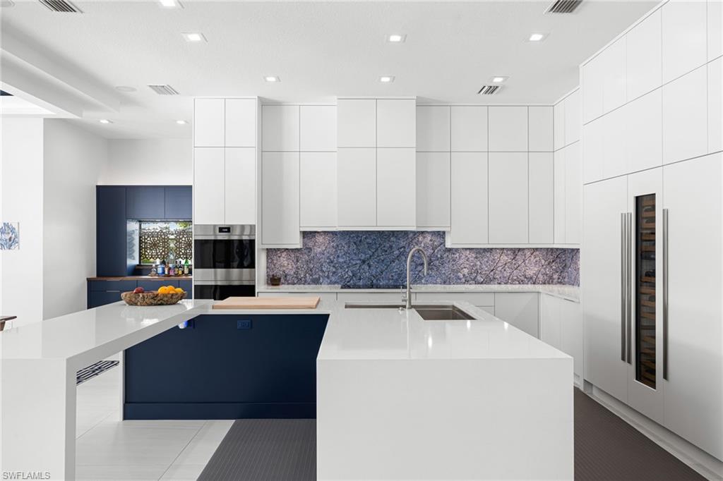 1436 Viking CT
