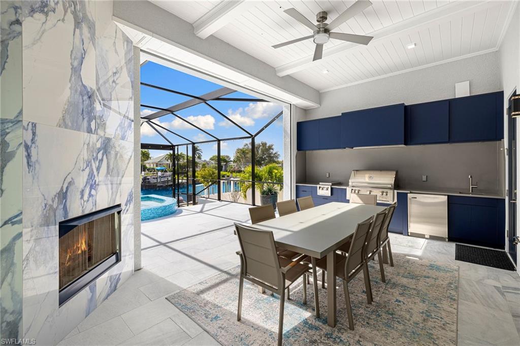 1436 Viking CT