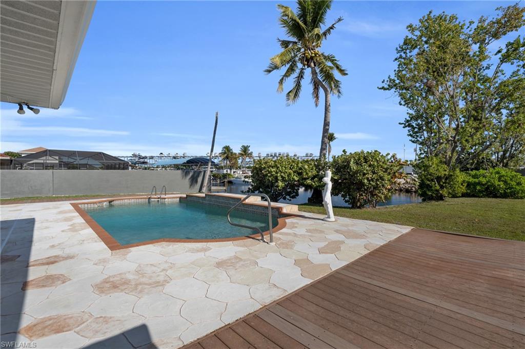 137 Placid DR