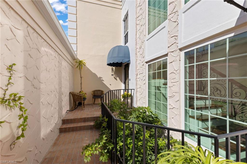 4000 Gulf Shore BLVD N # 1500