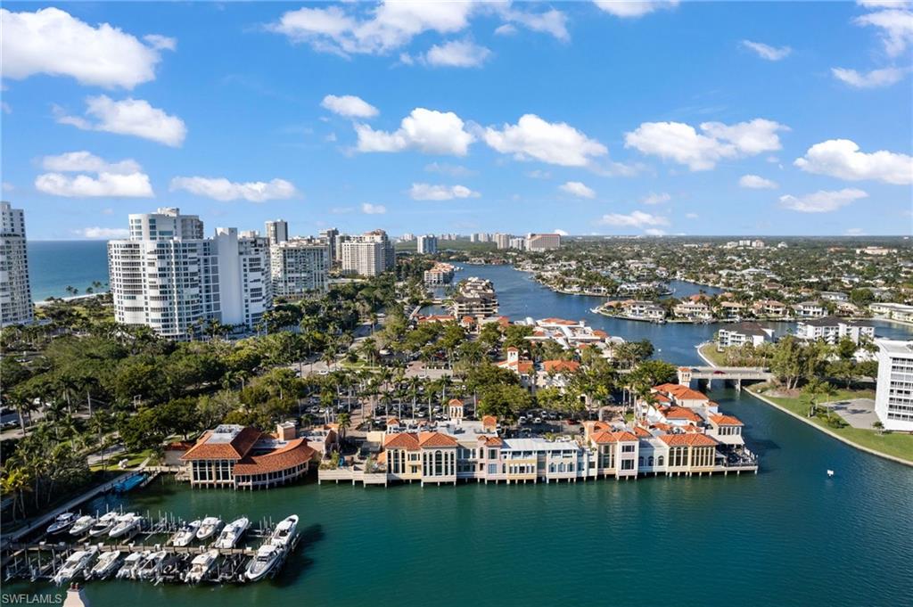 4000 Gulf Shore BLVD N # 1500