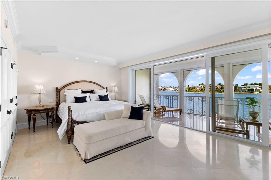 4000 Gulf Shore BLVD N # 1500