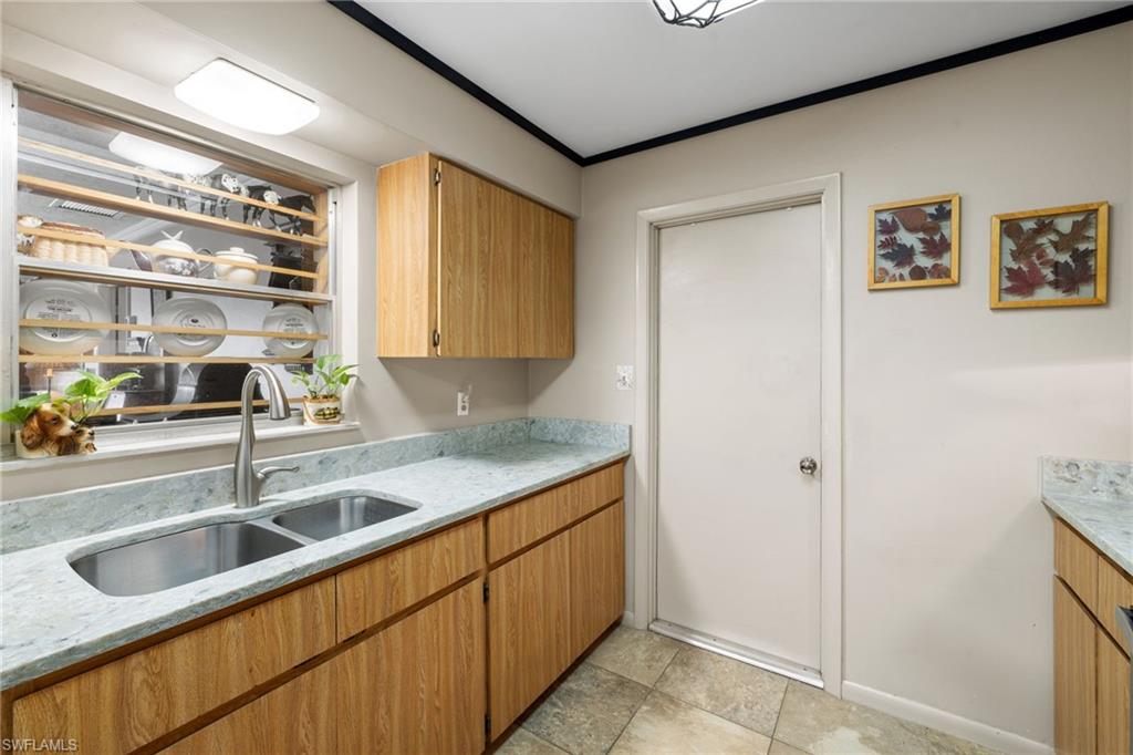 1240 Pompei LN