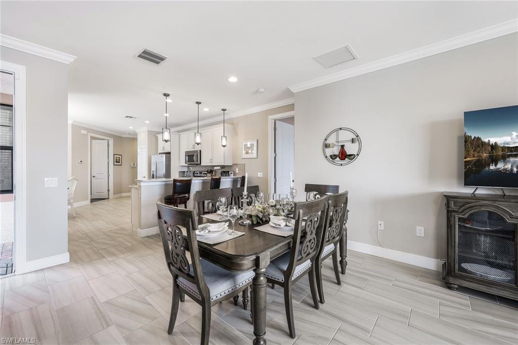 1565 Oceania DR S
