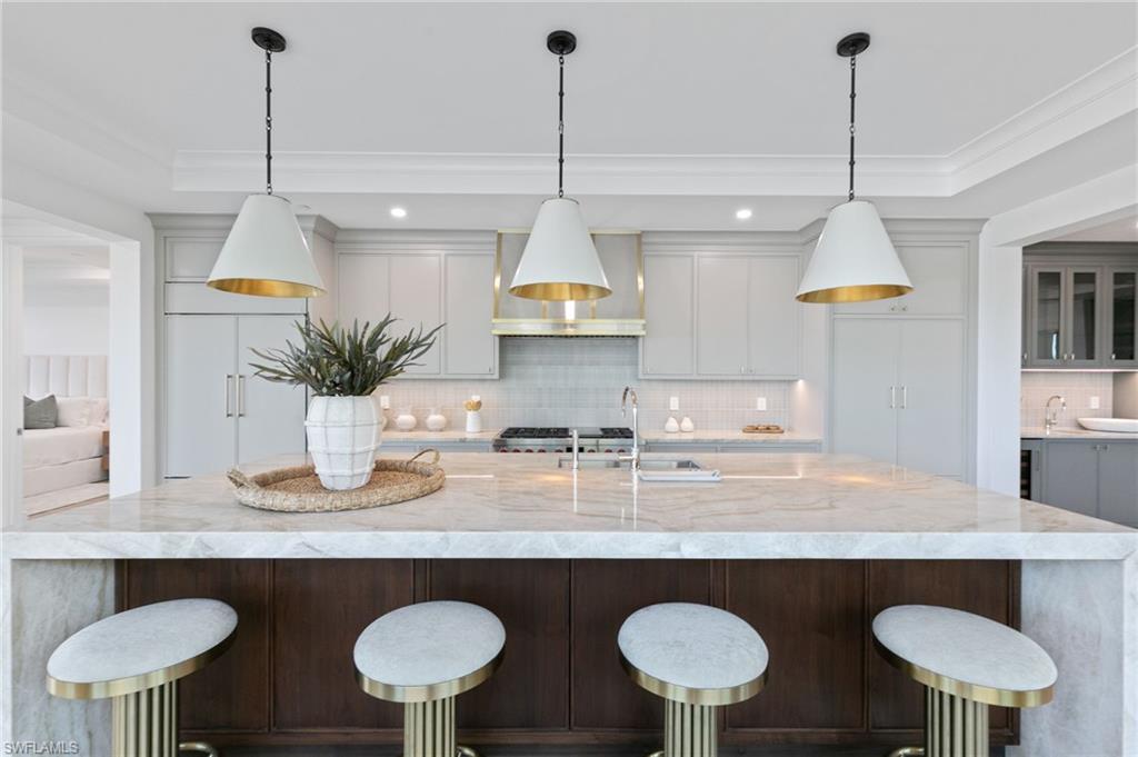 1820 GULF SHORE BLVD N # 301