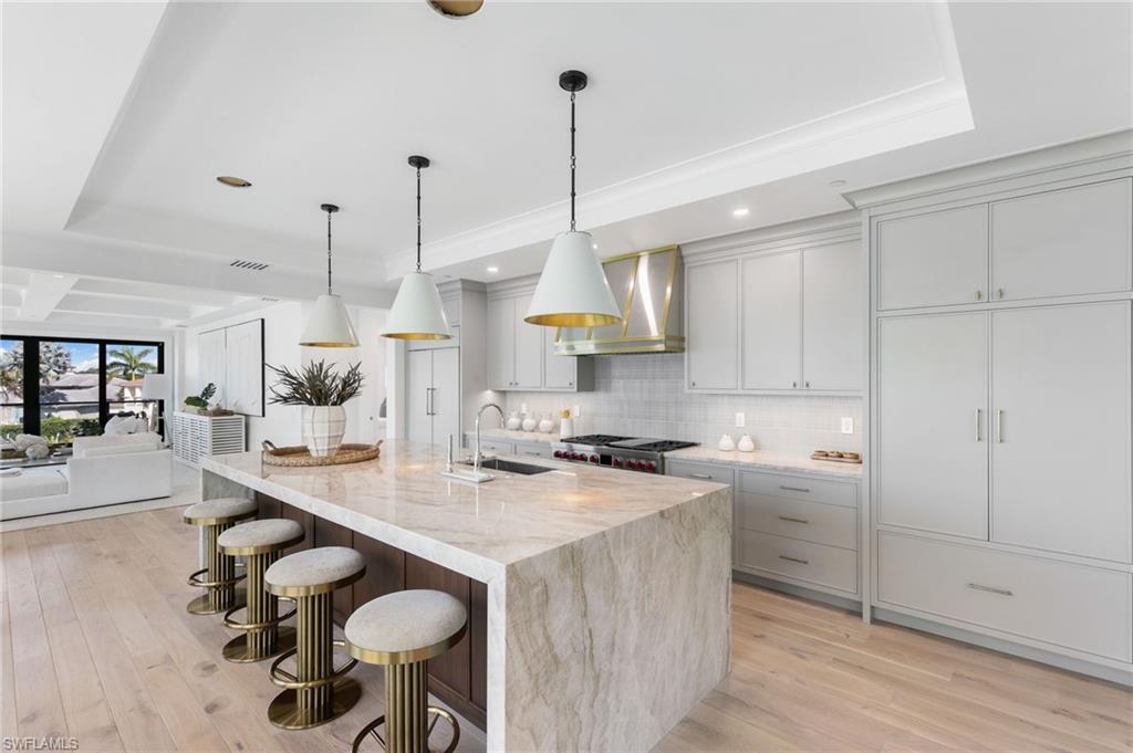 1820 GULF SHORE BLVD N # 301