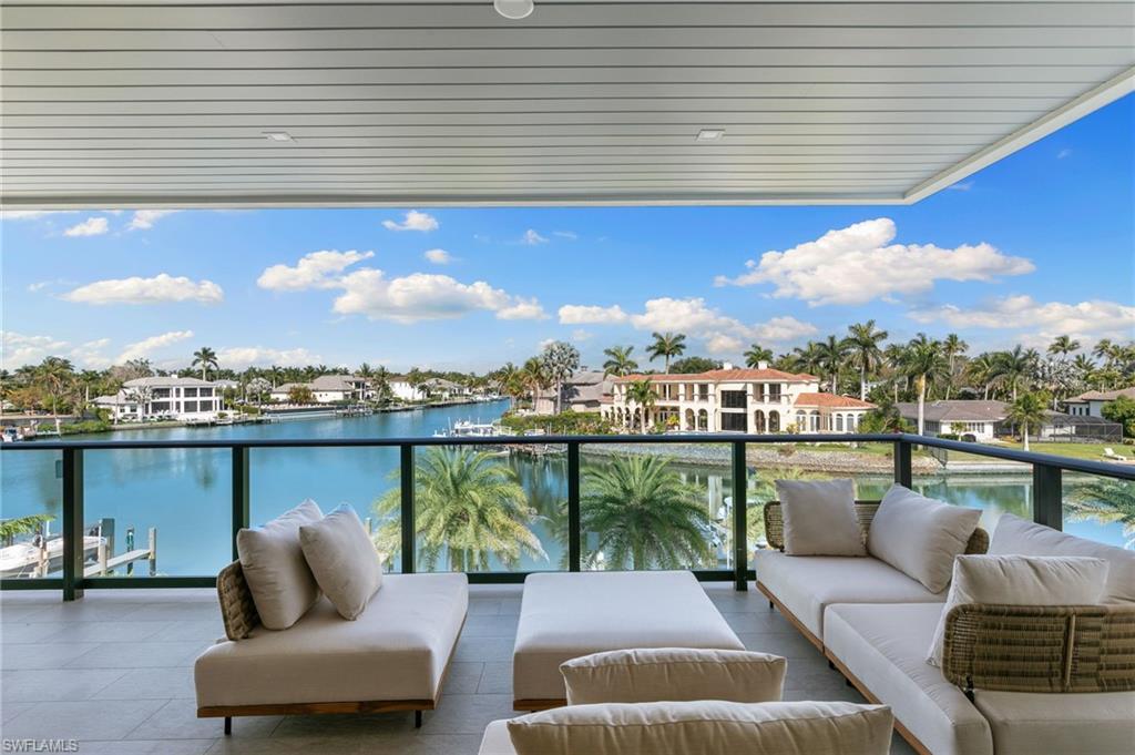 1820 GULF SHORE BLVD N # 301