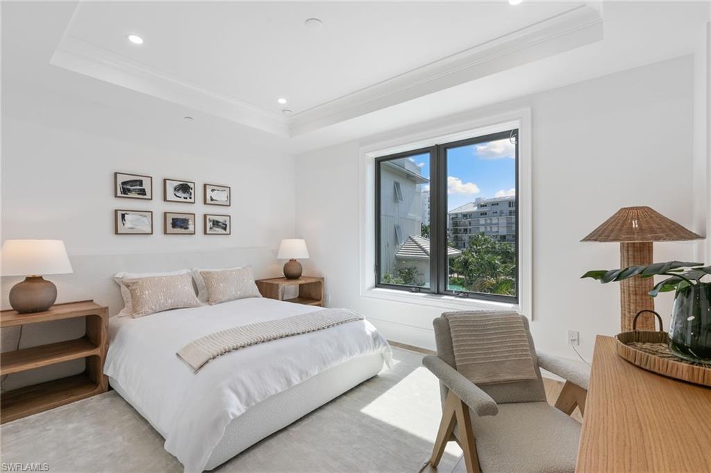 1820 GULF SHORE BLVD N # 301