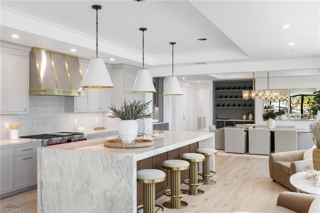 1820 GULF SHORE BLVD N # 301