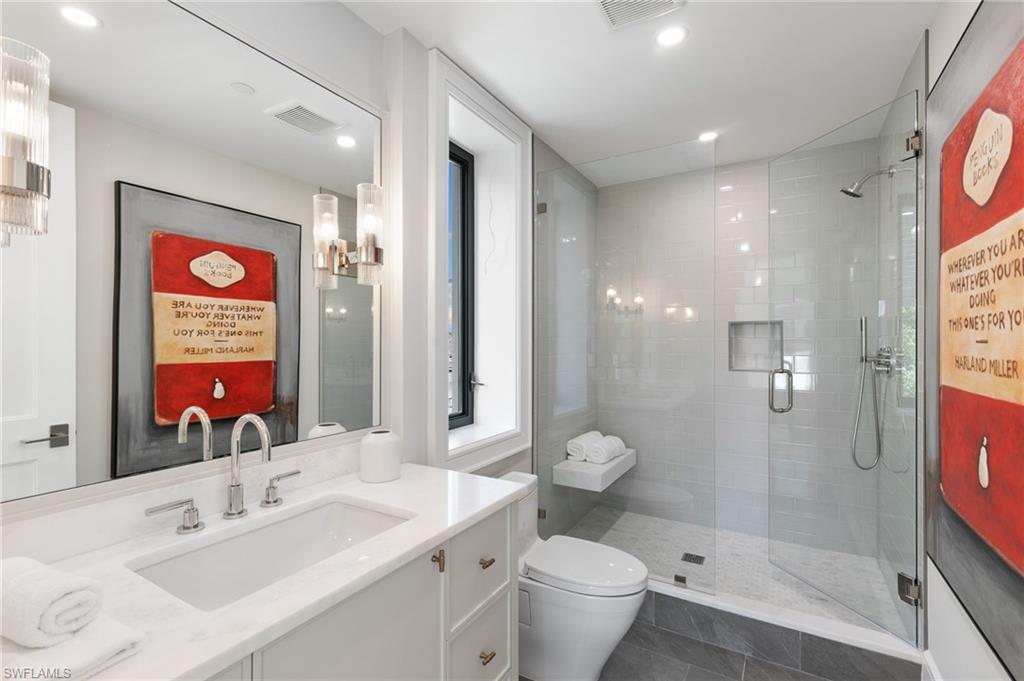 1820 GULF SHORE BLVD N # 301